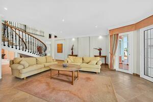 5 Bedroom Villa - San Eugenio Bajo (2)