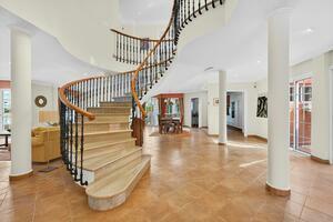 5 Bedroom Villa - San Eugenio Bajo (1)