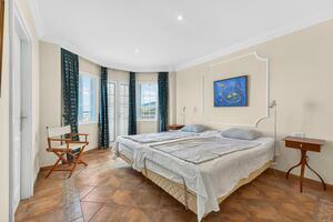 5 Bedroom Villa - San Eugenio Bajo (2)