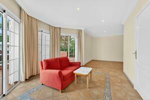 5 Bedroom Villa - San Eugenio Bajo (0)