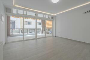 2 Bedroom Apartment - Los Cristianos (2)