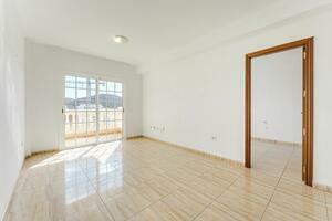 2 Bedroom Penthouse - Palm Mar - Residencial Primavera (2)