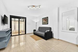 2 Bedroom Apartment - Valle de San Lorenzo (0)