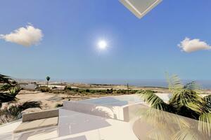 4 Bedroom Villa - Armeñime (2)