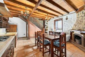 3 Bedroom Villa - Taucho (0)