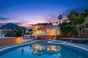 5 Bedroom Villa - San Eugenio Bajo (0)