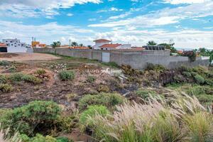 Land - San Isidro (2)