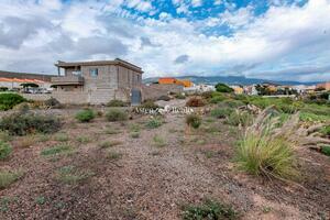 Land - San Isidro (3)