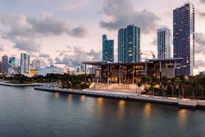 Studio - Miami — photo 2 of 43