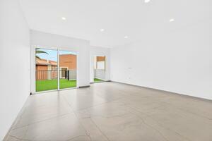 2 Bedroom Apartment - Callao Salvaje - Un Posto al Sole (3)