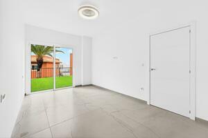 2 Bedroom Apartment - Callao Salvaje - Un Posto al Sole (3)