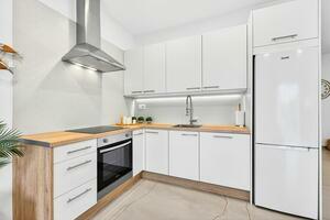 2 Bedroom Apartment - Callao Salvaje - Un Posto al Sole (1)