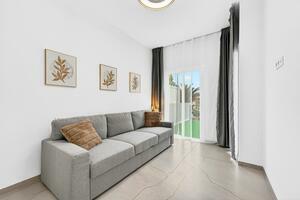 2 Bedroom Apartment - Callao Salvaje - Un Posto al Sole (1)