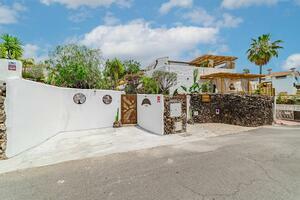 5 Bedroom Villa - Chayofa (3)