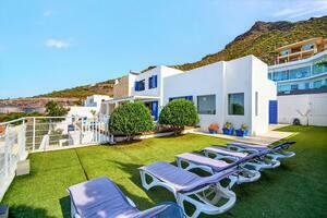 Luxury 5 Bedroom Villa - Roque del Conde (2)