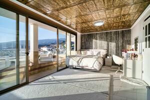 Luxury 4 Bedroom Villa - San Eugenio Alto (3)