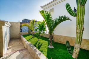 Luxury 4 Bedroom Villa - San Eugenio Alto (0)
