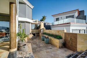 Luxury 4 Bedroom Villa - San Eugenio Alto (1)