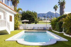 Villa mit 5 Schlafzimmern -  La Caleta (1)