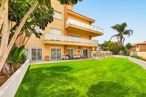 Wohnung mit 4 Schlafzimmern - Amarilla Golf - Golf Hermitage (0)