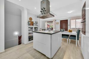 Doppelhaus mit 3 Schlafzimmern - El Madroñal - Mirador del Roque (0)