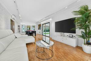 4 Bedroom Villa -  La Caleta (3)