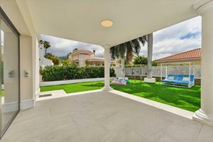 4 Bedroom Villa -  La Caleta (2)