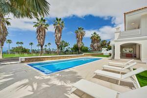 4 Bedroom Villa -  La Caleta (3)