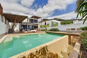 5 Bedroom Villa - El Madroñal (1)