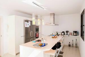 5 Bedroom Villa - El Madroñal (0)
