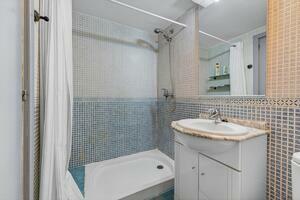 2 Bedroom Penthouse - Parque de la Reina (2)