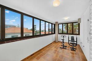 5 Bedroom Villa - Puerto de la Cruz (0)