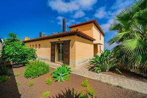 3 Bedroom Villa - Tacoronte - Parque Atlántico — photo 11 of 43