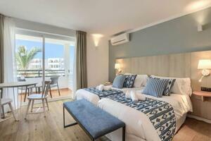 2 Bedroom Apartment - Mallorca (1)