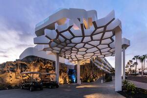 1 Bedroom Apartment - La Caleta - Royal Hideaway Corales Villas (3)