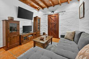 3 Bedroom House - Chío (2)