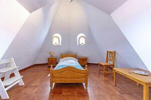 Hotel de 27 dormitorios - Chayofa (2)
