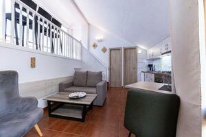 Hotel de 27 dormitorios - Chayofa (1)