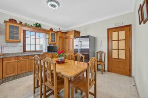 4 Bedroom House - Santa Úrsula — photo 12 of 43