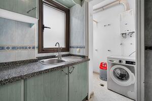 Apartamento de 3 dormitorios - Puerto de Santiago - Los Ángeles — photo 8 of 16