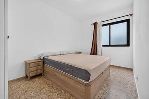 Apartamento de 3 dormitorios - Puerto de Santiago - Los Ángeles — photo 13 of 16