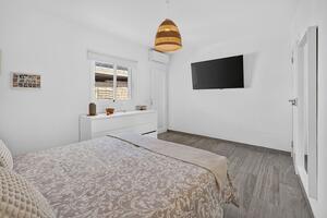 2 Bedroom Apartment - Los Abrigos — photo 13 of 16