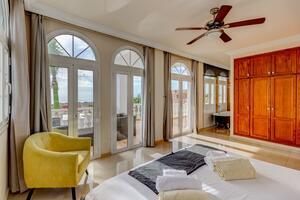 4 Bedroom Villa - El Madroñal — photo 4 of 47