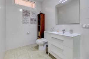 4 Bedroom Villa - El Madroñal — photo 30 of 47