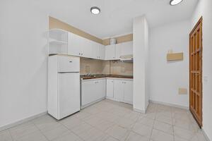 1 Bedroom Apartment - Los Abrigos — photo 8 of 16