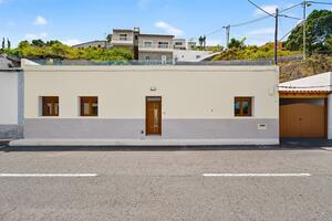 3 Bedroom House - El Tanque — photo 4 of 18