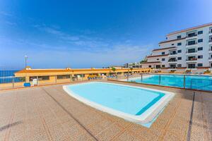 Apartamento de 2 dormitorios - Puerto de Santiago - Seguro El Sol — photo 2 of 16
