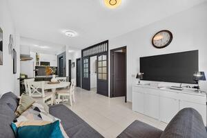 Apartamento de 2 dormitorios - Puerto de Santiago - Seguro El Sol — photo 7 of 16