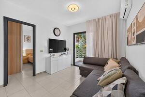 Apartamento de 2 dormitorios - Puerto de Santiago - Seguro El Sol — photo 8 of 16