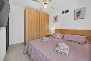 Apartamento de 2 dormitorios - Puerto de Santiago - Seguro El Sol — photo 13 of 16